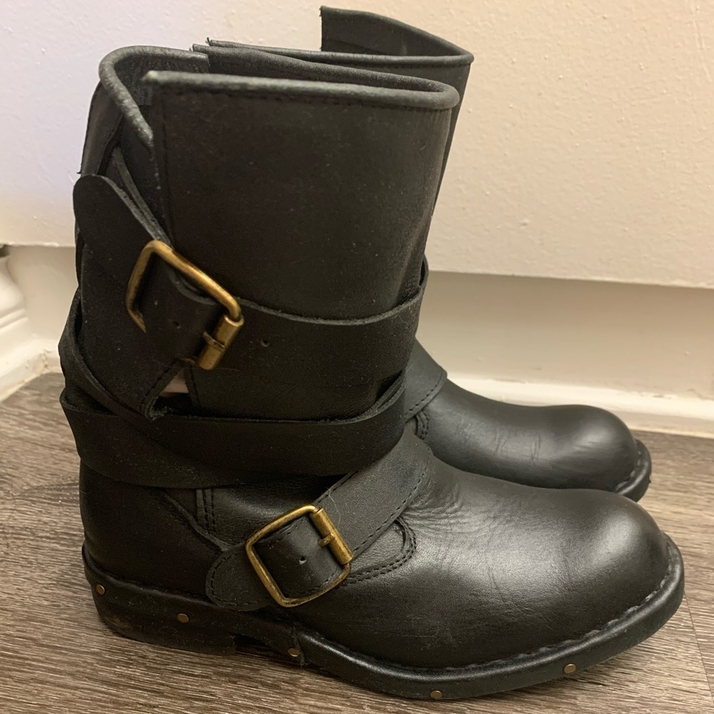 US8(EU38) Jeffrey Campbell strappy boots
